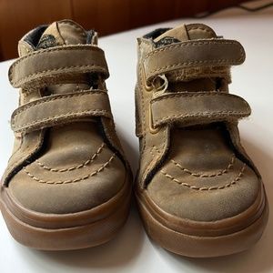 Baby VANS!